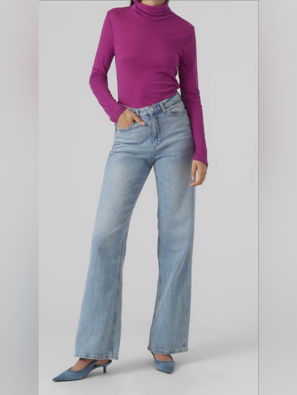 Frenchi | Magenta Turtleneck